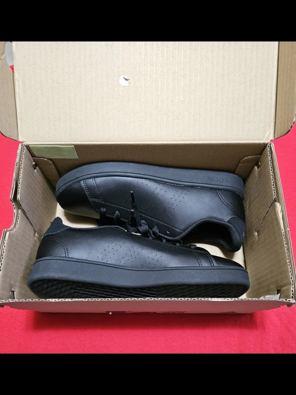 BNIB Size 6 Youth Kids Adidas Advantage K Black Classic Low-Top Sneakers - Picture 6 of 7